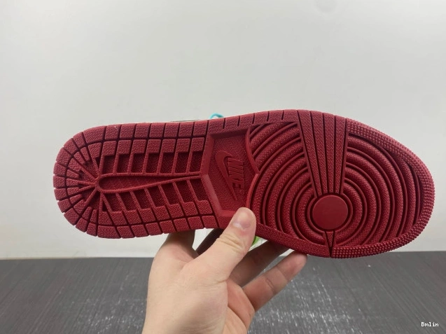Bmlin x Room Jordan OG Trophy Home Low FN0432-017 1 Air 0808